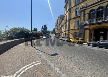 Edificio all\'aperto - Cafeteria - Cold Bar Via Posillipo
191, Napoli - photo 14