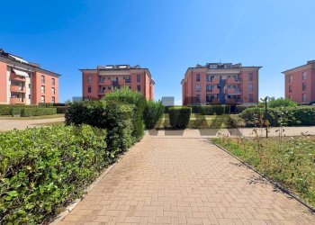 Edificio all\'aperto - Three-room apartment via filanda
 
26, Sulbiate - photo 27