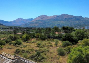 Vista delle montagne - Terreno agricolo via Dominici
 
snc, Carini - foto 3