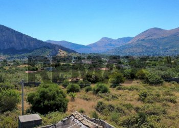 Vista delle montagne - Terreno agricolo via Dominici
 
snc, Carini - foto 4