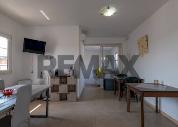 Sala da pranzo - Hotel Via Pio la Torre
 
4, Pozzallo - foto 7