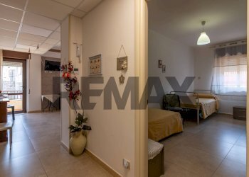 Hall / corridoio - Hotel Via Pio la Torre
 
4, Pozzallo - foto 35