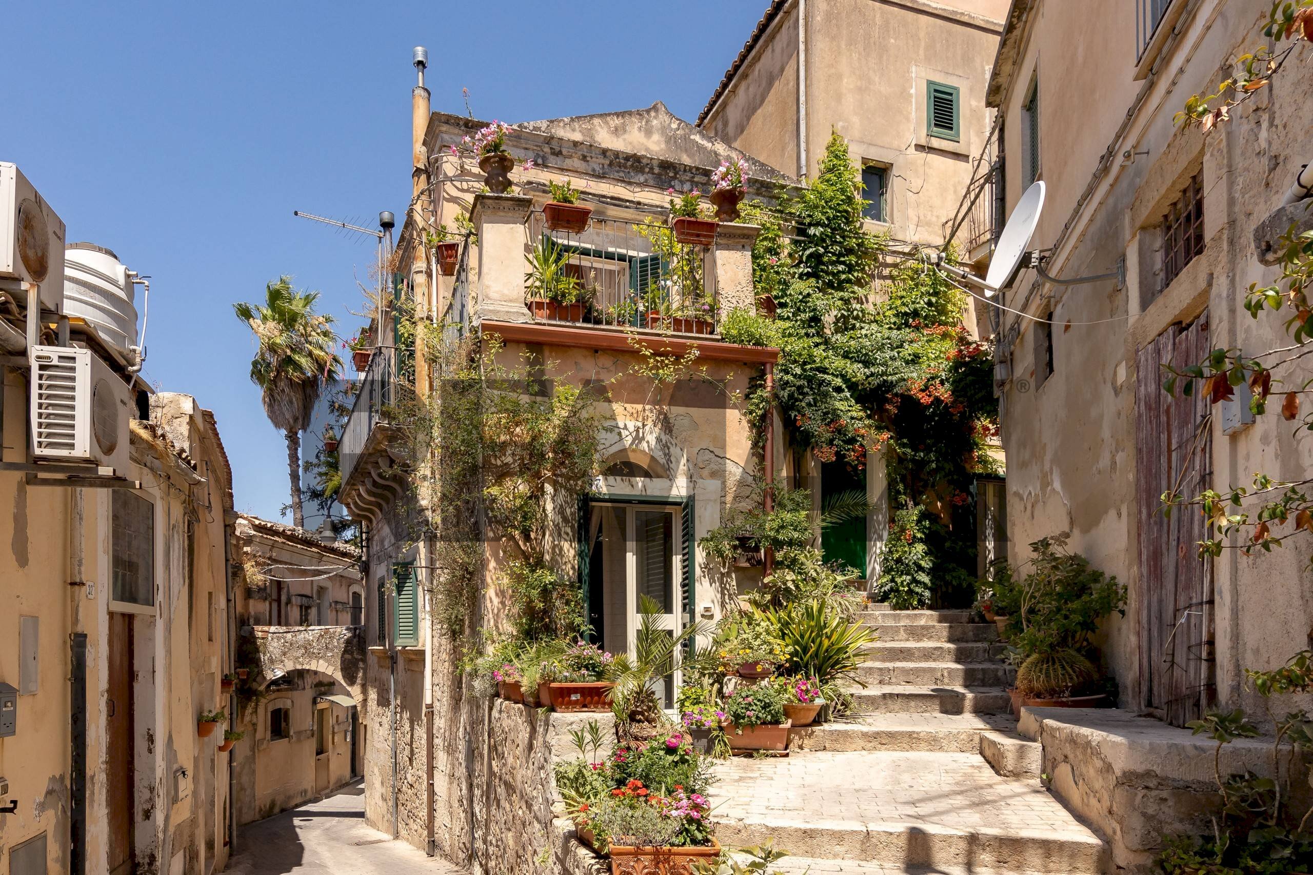Casa all\'aperto - Casa indipendente Via Calamezzana
 
87, Modica - foto 1