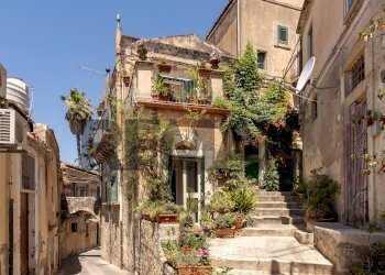 Casa all\'aperto - Casa indipendente Via Calamezzana
 
87, Modica - foto 1