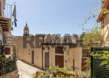 Casa all\'aperto - Casa indipendente Via Calamezzana
 
87, Modica - foto 11