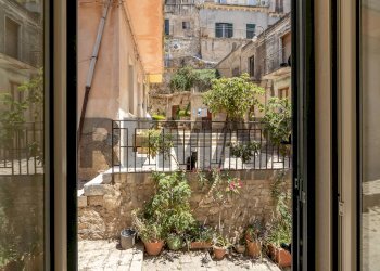 Giardino - Casa indipendente Via Calamezzana
 
87, Modica - foto 29