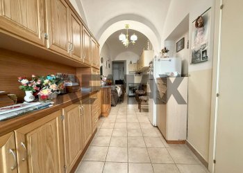 Cucina - Casa semi indipendente Piazza Trieste
 
56, Alanno - foto 2