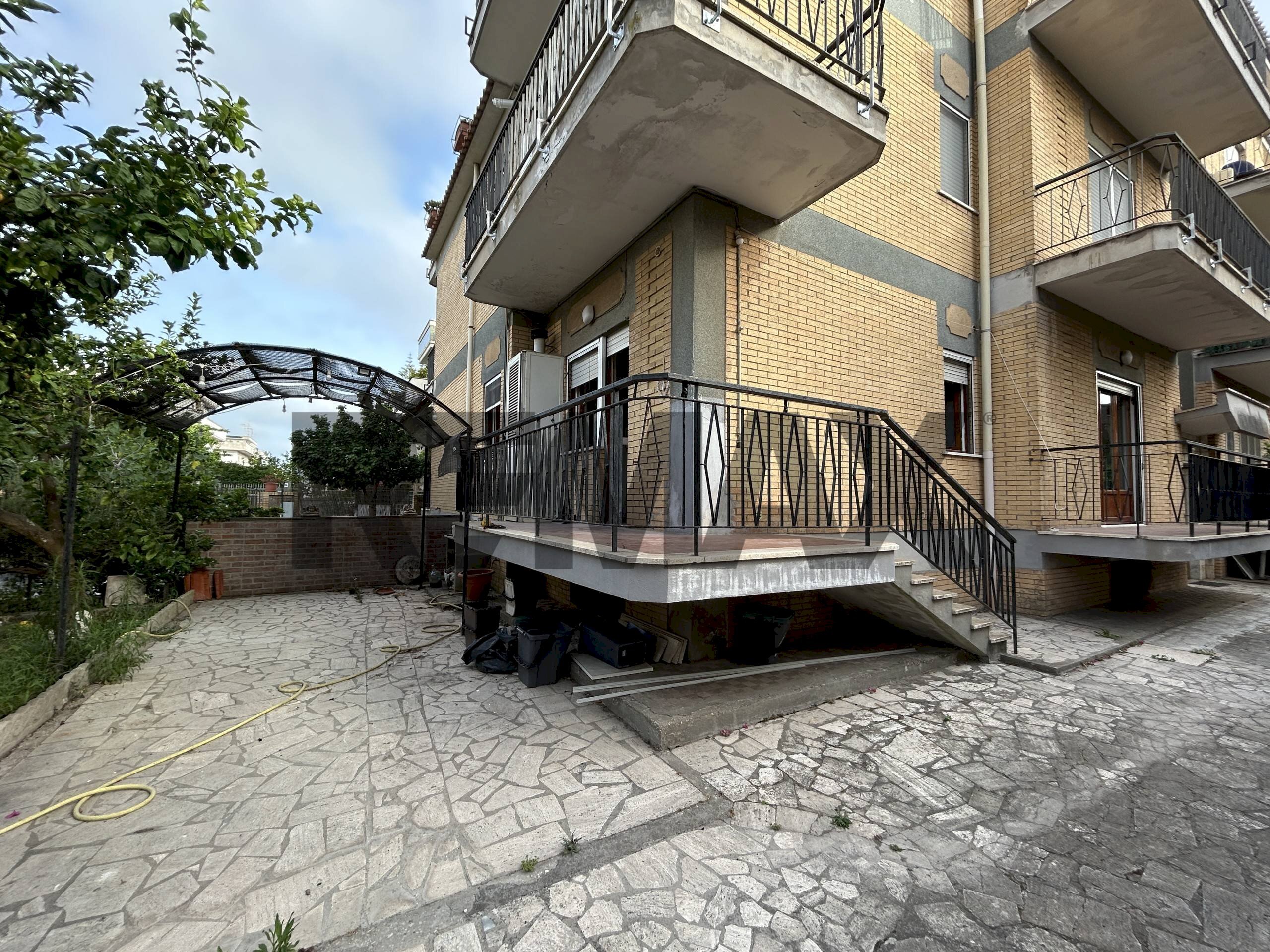 Edificio all\'aperto - Four-room apartment Via Santa Barbara
 
135, Nettuno - photo 2