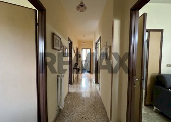 Hall / corridoio - Quadrilocale Via Guido Rossa
 
20, Aprilia - foto 11