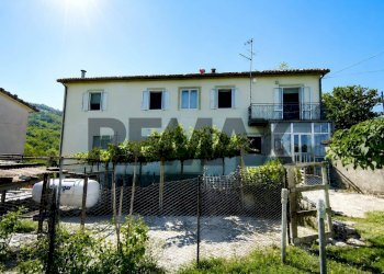 Casa all\'aperto - Independent house Faito
 
snc, Duronia - photo 1