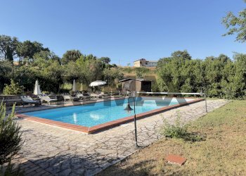 Piscina - Casa indipendente contrada san giovanni
 
snc, Civitacampomarano - foto 1