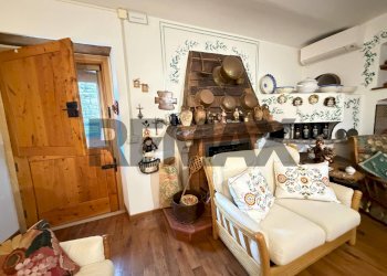Soggiorno - Appartamento via colle
 
20/24, Civitacampomarano - foto 8