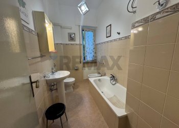 Bagno - Two-room apartment Via Imperatore Federico
 
28, Palermo - photo 11