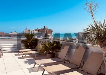 Terrazza - Trilocale VIA CANOVA
 
8, Caorle - foto 1