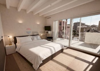 Camera / camera da letto - Villa via N. Tommaseo
 
3, Jesolo - foto 19