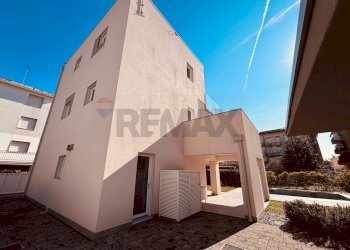 Terrazza - Villa via N. Tommaseo
 
3, Jesolo - foto 75