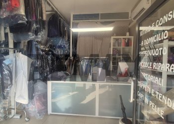 Cabina armadio - Attività Commerciale Via Noicattaro
 
5/B, Casamassima - foto 2