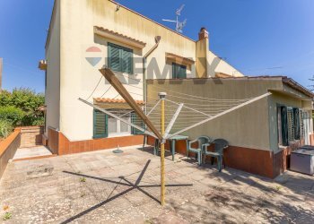 Casa all\'aperto - Casa semi indipendente Contrada Montetullio
7/A, Martina Franca - foto 4