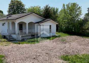 Foto 5 - Villa via alpini
 
3, Manerba del Garda - photo 5