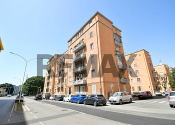 Edificio all\'aperto - Trilocale VIA XVIII FEBBRAIO
 
4, Cagliari - foto 1