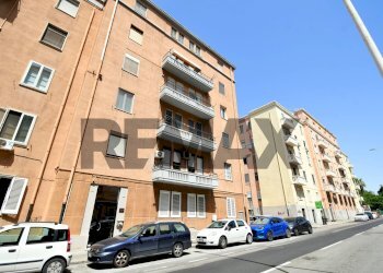 Edificio all\'aperto - Trilocale VIA XVIII FEBBRAIO
 
4, Cagliari - foto 2