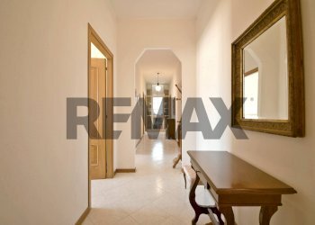 Hall / corridoio - Trilocale VIA XVIII FEBBRAIO
 
4, Cagliari - foto 6