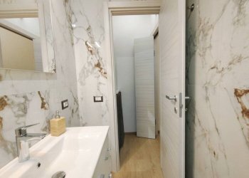 Bagno - Monolocale via Porta Ronca, 8, Rho - foto 17