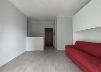 Salone - Monolocale via Palmanova, 30, Milano - foto 1