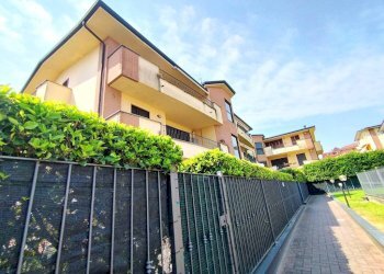 Facciata - Bilocale via Giotto, 22, Lissone - foto 25