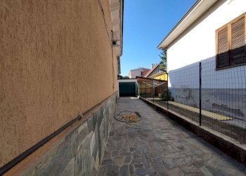 Cortile interno - Villa via Trento, Rho - foto 6