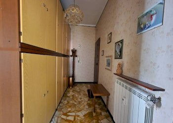 Ingresso - Trilocale salita Serra Riccò, 7, Genova (zona Pontedecimo) - foto 2