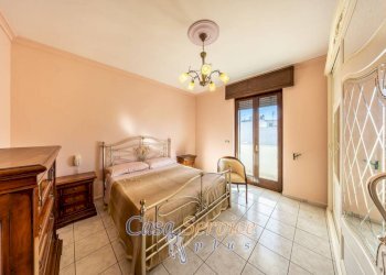 Camera da letto - Four-room apartment via Fratelli Bandiera, Casarano - photo 12