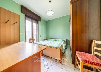 Camera da letto - Four-room apartment via Fratelli Bandiera, Casarano - photo 15