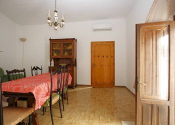 Salone - Independent house via Arcivescovo Zezza, Ruffano - photo 4