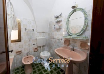 Bagno - Three-room apartment via Fratelli Bandiera, Tuglie - photo 6