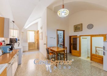 Cucina - Three-room apartment via Fratelli Bandiera, Tuglie - photo 16