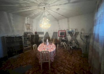 Sala da pranzo - Appartamento De Nicola
 
6, Casaluce - foto 7