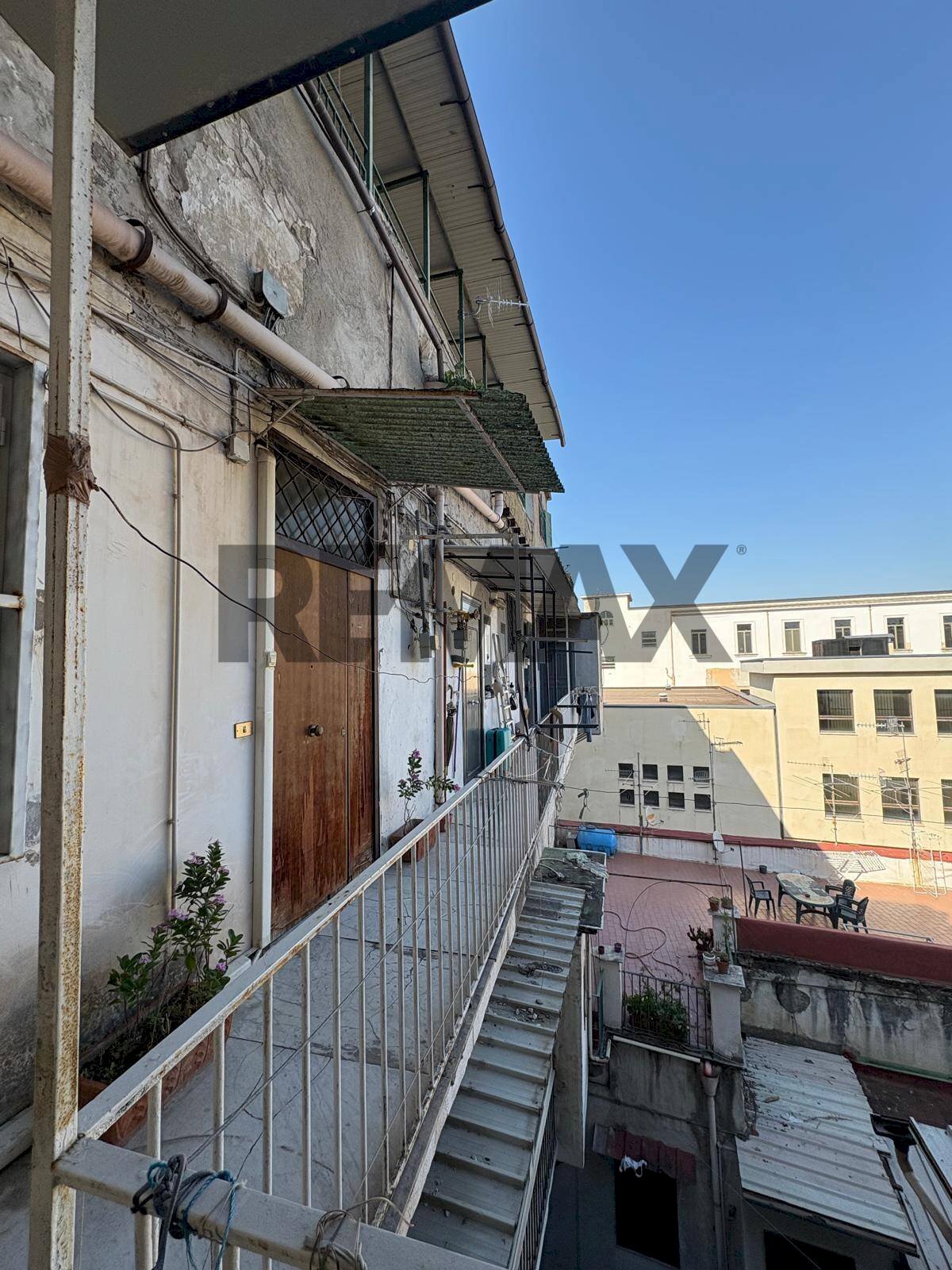 Edificio all\'aperto - Bilocale Via Santa Maria della Fede
 
10, Napoli - foto 1