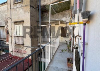 Balcone - Bilocale Via Santa Maria della Fede
 
10, Napoli - foto 2