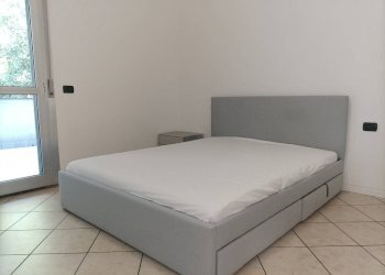 Camera da letto - Appartamento via Luigi Galvani, 11, Parma (zona Pablo) - foto 11