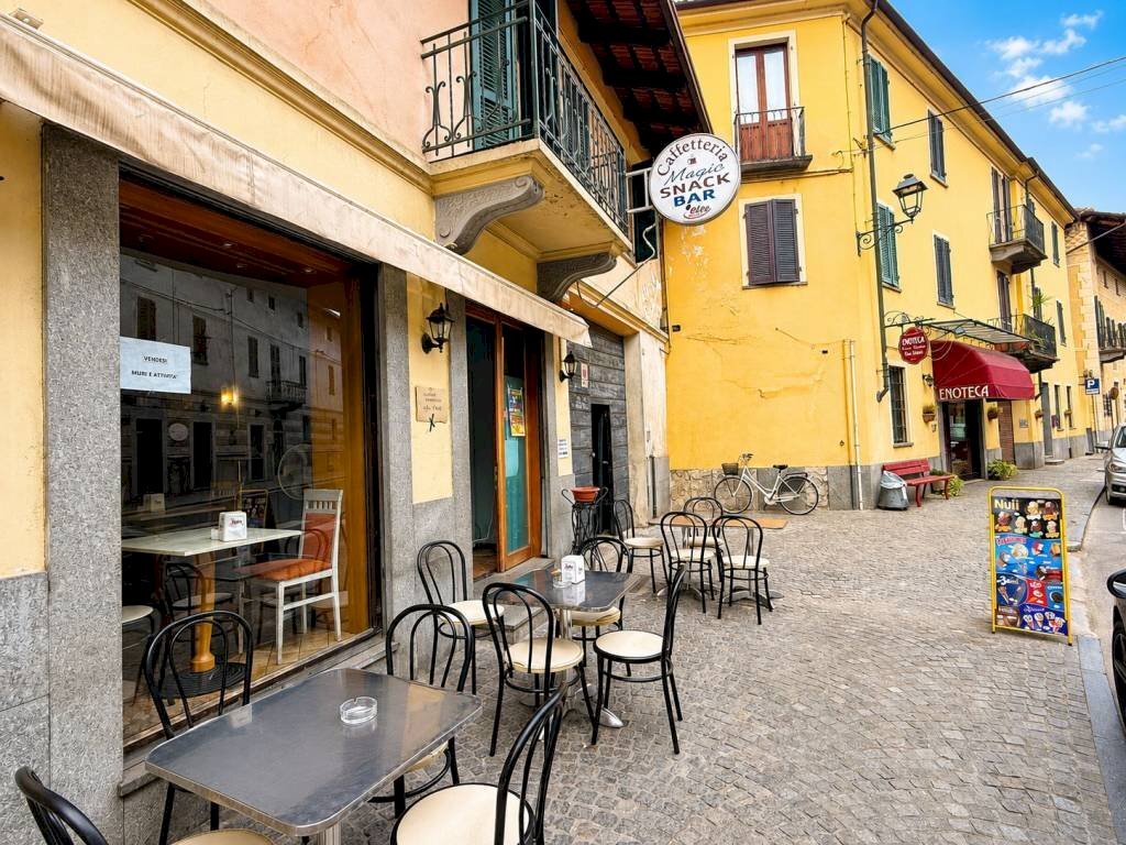 Facciata - Bar Tavola Calda - Fredda via Vittorio Emanuele II, 19, Sommariva del Bosco - foto 3
