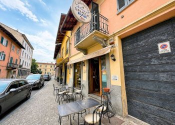 Facciata - Bar Tavola Calda - Fredda via Vittorio Emanuele II, 19, Sommariva del Bosco - foto 2