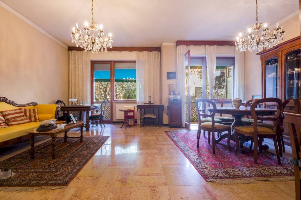 Salone - Appartamento via Divisione Acqui, 49, frazione Quinto Al Mare, Genova - foto 2