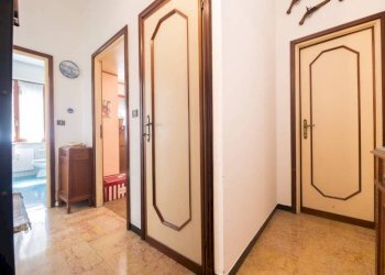Corridoio - Appartamento via Divisione Acqui, 49, frazione Quinto Al Mare, Genova - foto 11