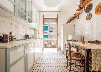 Cucina - Appartamento via Divisione Acqui, 49, frazione Quinto Al Mare, Genova - foto 13