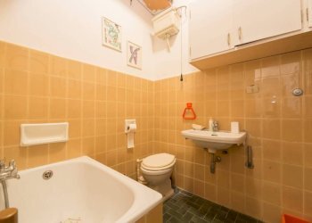 Bagno - Appartamento via Divisione Acqui, 49, frazione Quinto Al Mare, Genova - foto 18