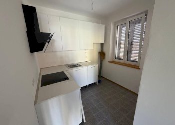 Cucina - Three-room apartment viale dell'Industria, Bra - photo 2