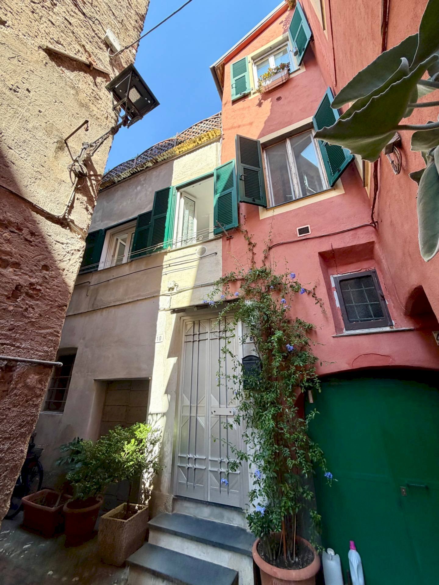 Foto 2 - Trilocale Vico Vadino
8, Albenga - foto 2