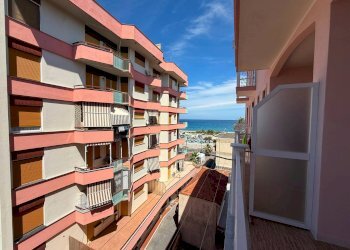 Foto 6 - Bilocale Via Pacinotti
 
9, Albenga - foto 6