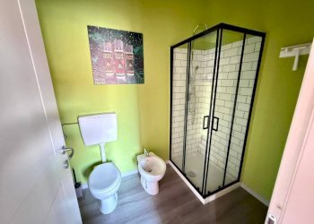 Bagno - Bilocale via Saluzzo, Pinerolo - foto 10